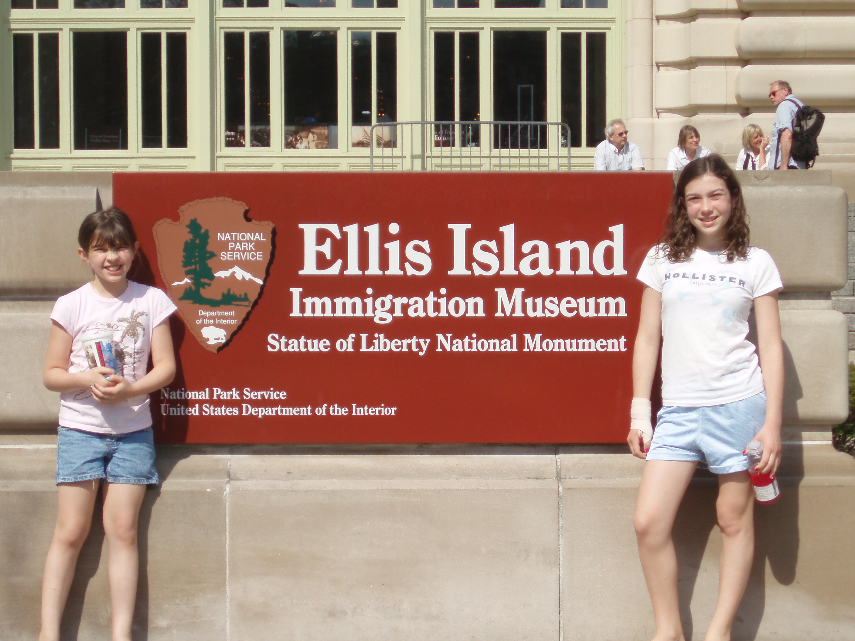 ellisislandsign.jpg